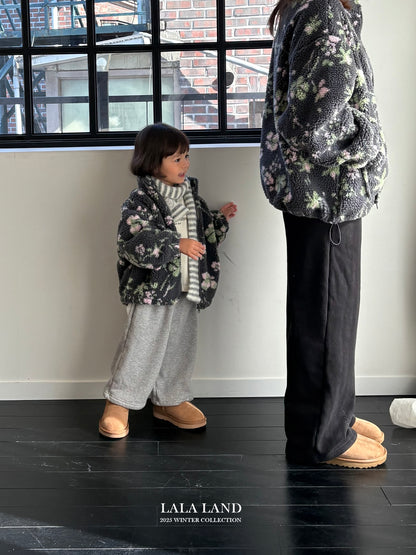 [PRE-ORDER] My Chew Sherpa Jumper (Mom Couple)