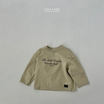 [PRE-ORDER] Lala Family T-Shirts (Mom Couple)