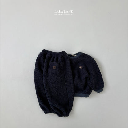 [PRE-ORDER] Sherpa Sweatshirts