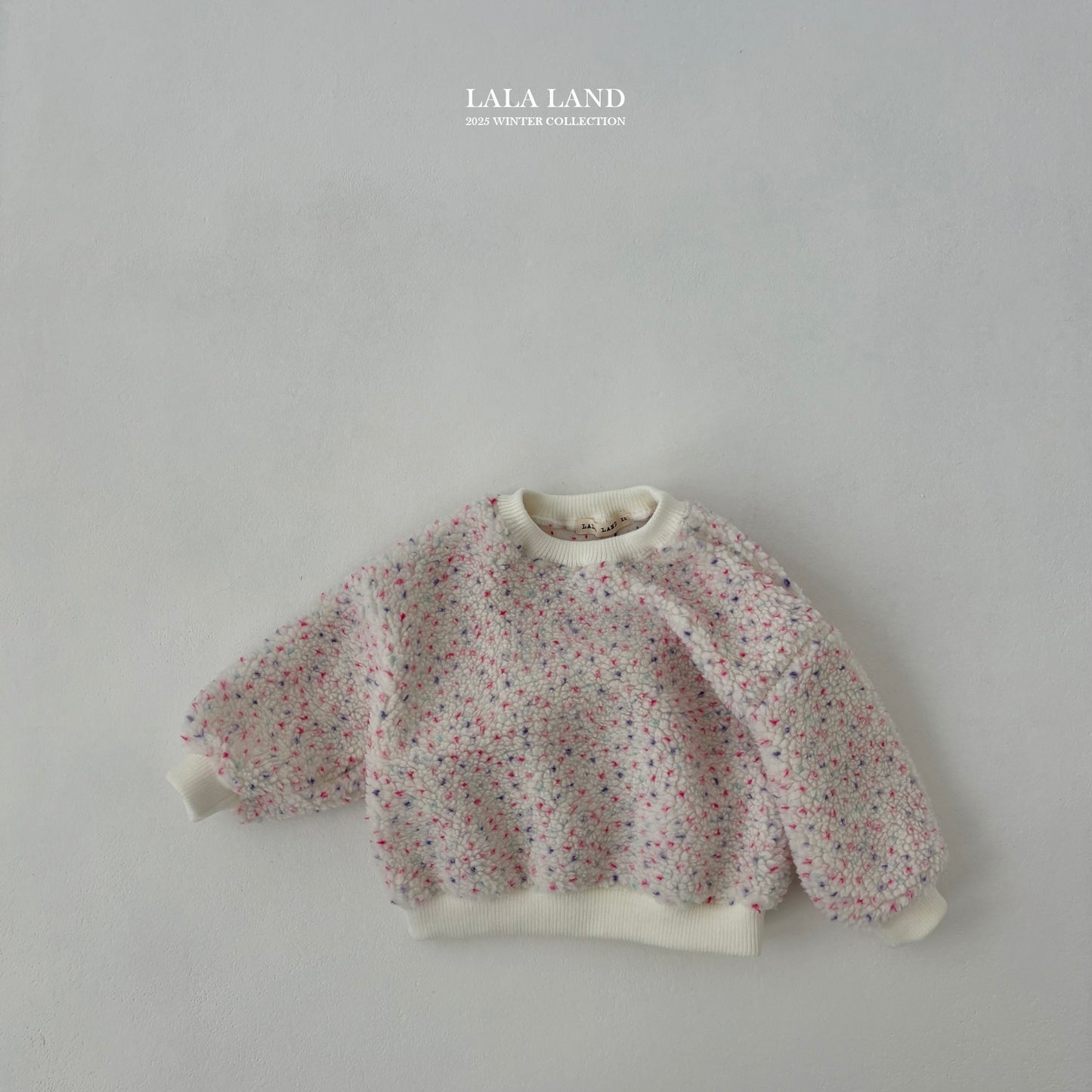 [PRE-ORDER] Sherpa Pattern Sweatshirts