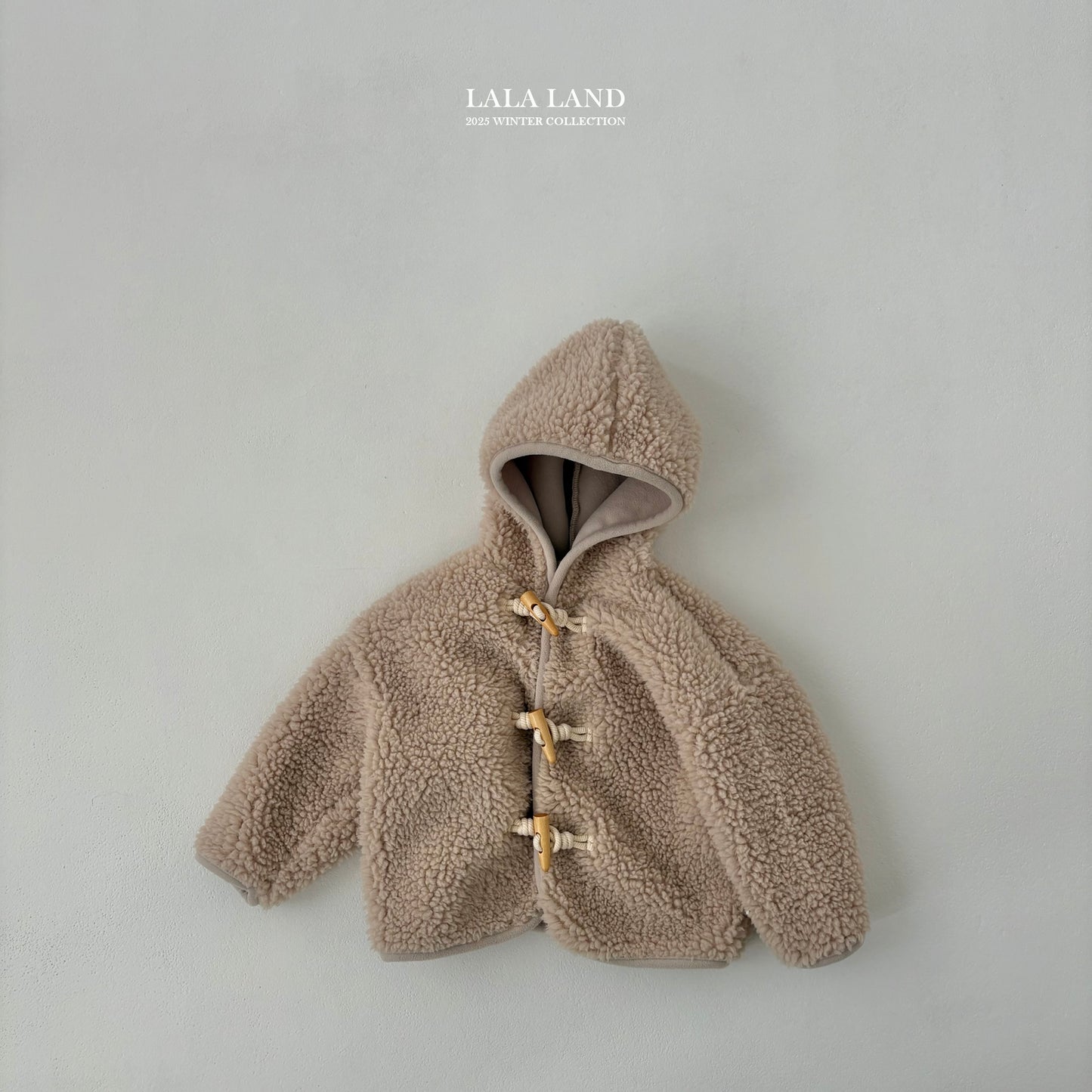 [PRE-ORDER] Bear Hoodie Coat