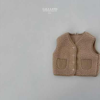 [PRE-ORDER] Boa Fur Baby Vest