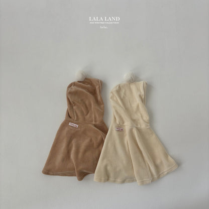 [PRE-ORDER] Velour Cape