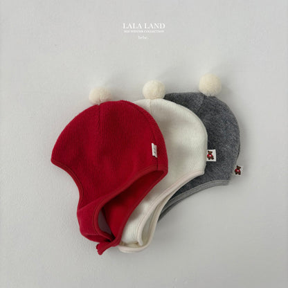 [PRE-ORDER] Pom Pom Bonnet