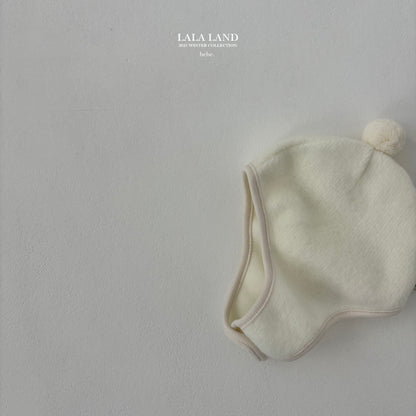 [PRE-ORDER] Pom Pom Bonnet