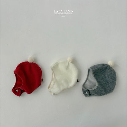[PRE-ORDER] Pom Pom Bonnet