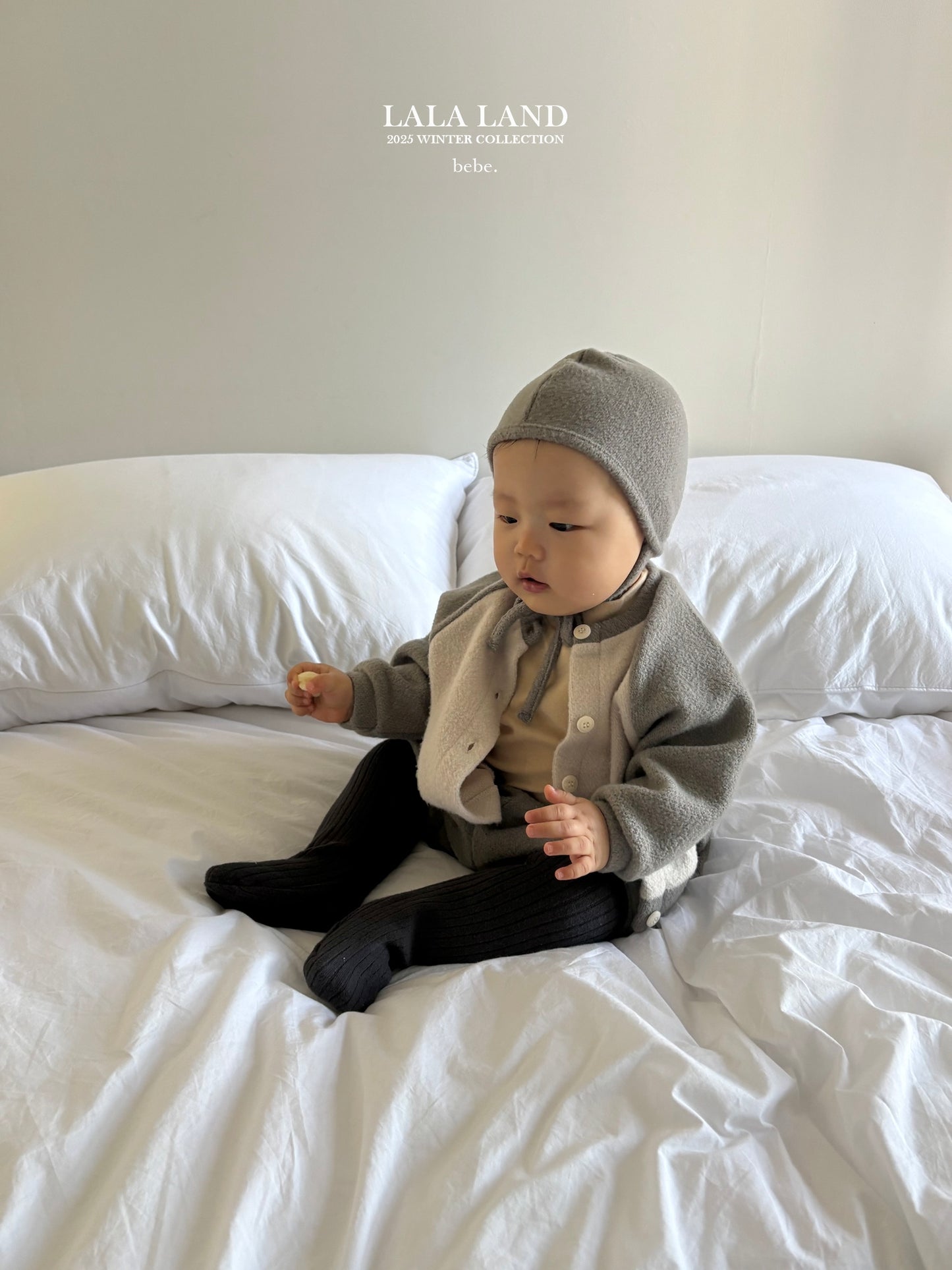 [PRE-ORDER] Knit Baby Raglan Cardigan