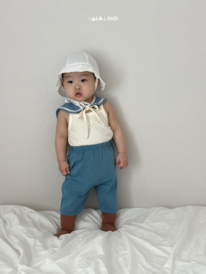 [PRE-ORDER] Sailor Bib
