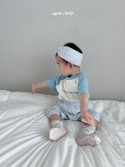 [PRE-ORDER] Present Baby T-Shirts