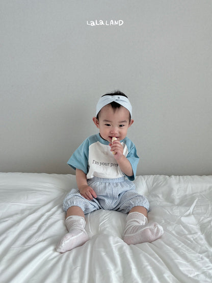[PRE-ORDER] Present Baby T-Shirts