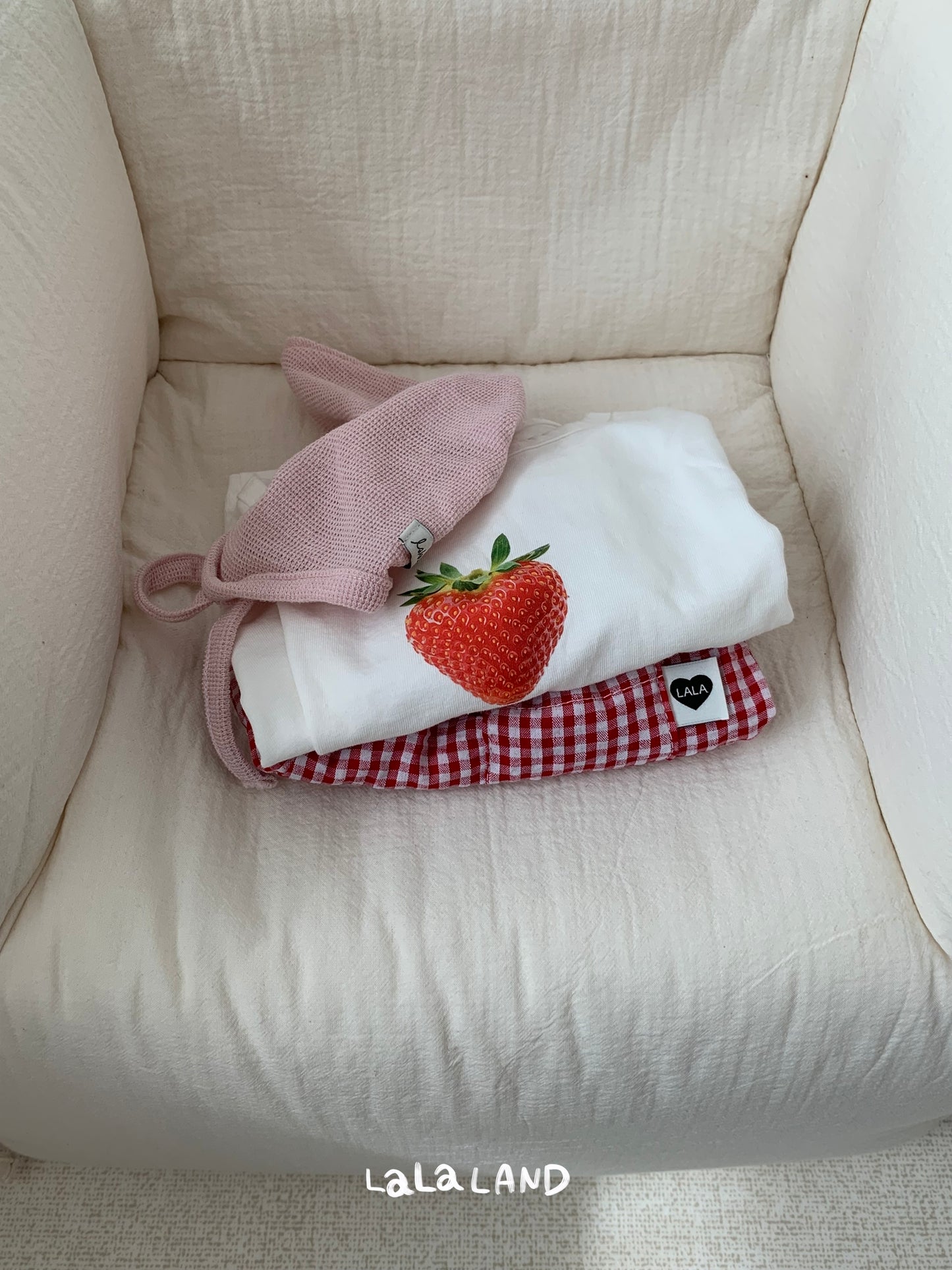 [PRE-ORDER] Berry Apple Baby T-Shirts