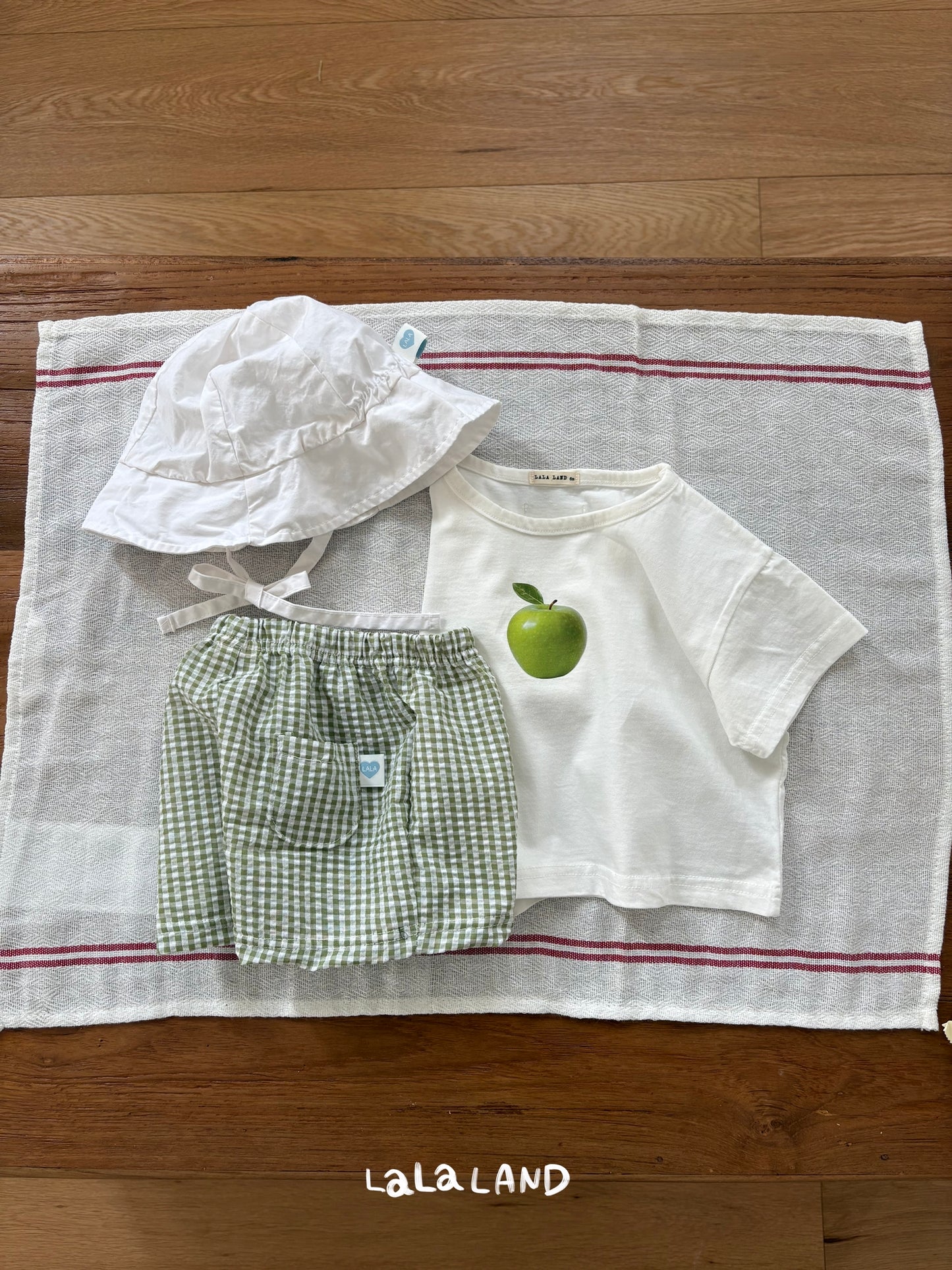 [PRE-ORDER] Berry Apple Baby T-Shirts