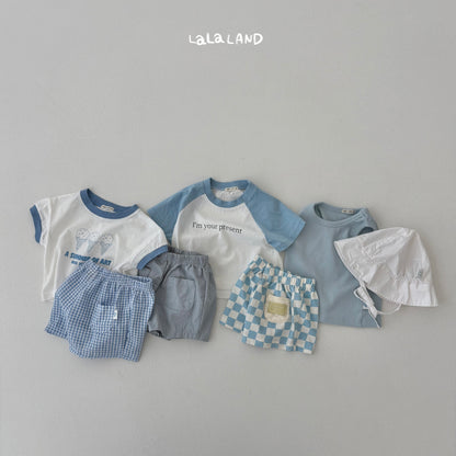 [PRE-ORDER] Present Baby T-Shirts