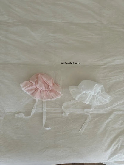 [PRE-ORDER] Genie Lace Hat