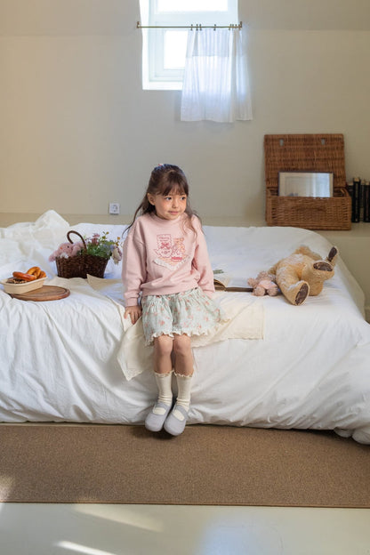 [PRE-ORDER] Tea Time Sweatshirts