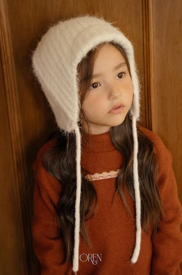 [PRE-ORDER] Flip Sweater Brim Beanie