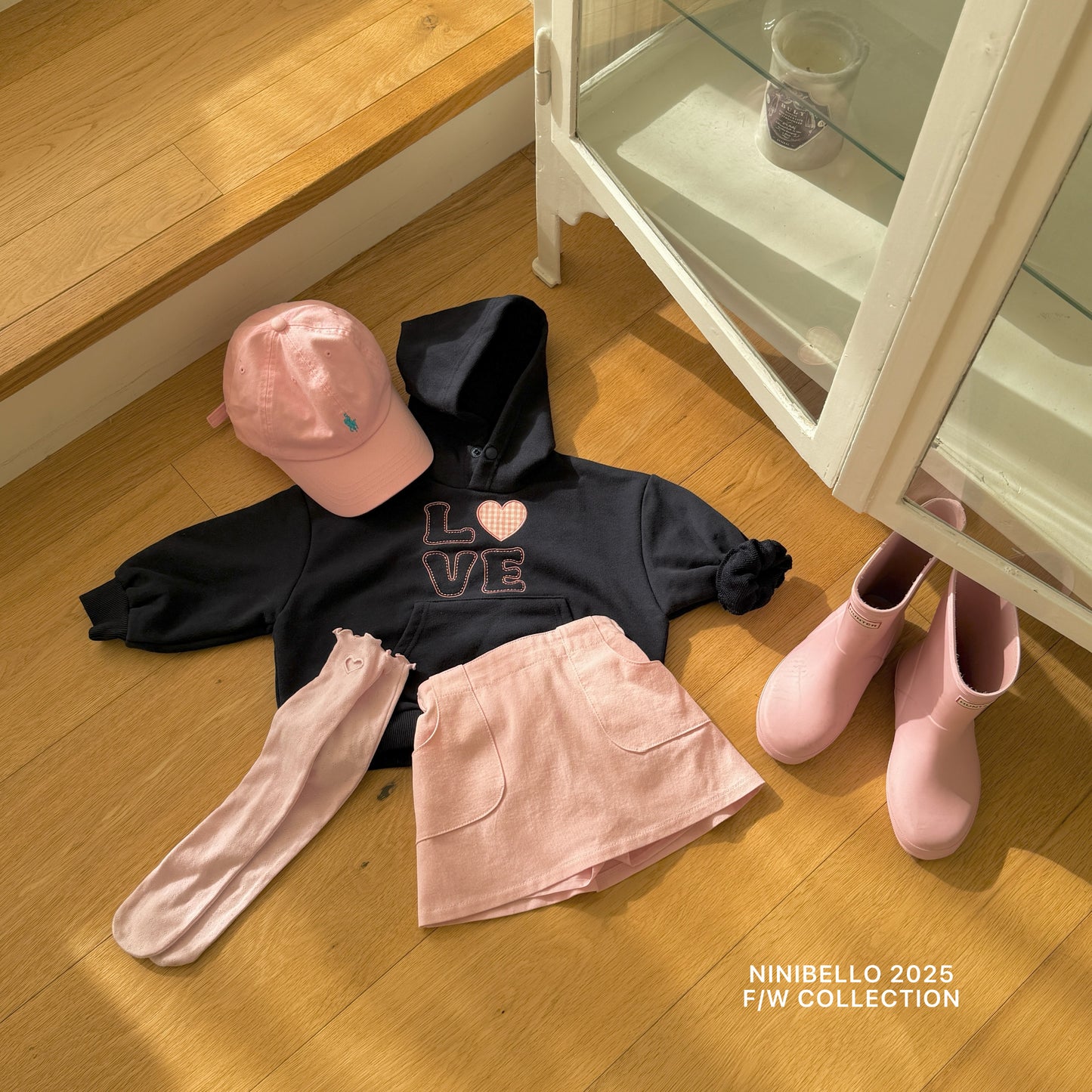 [PRE-ORDER] Eyelet Knee Socks