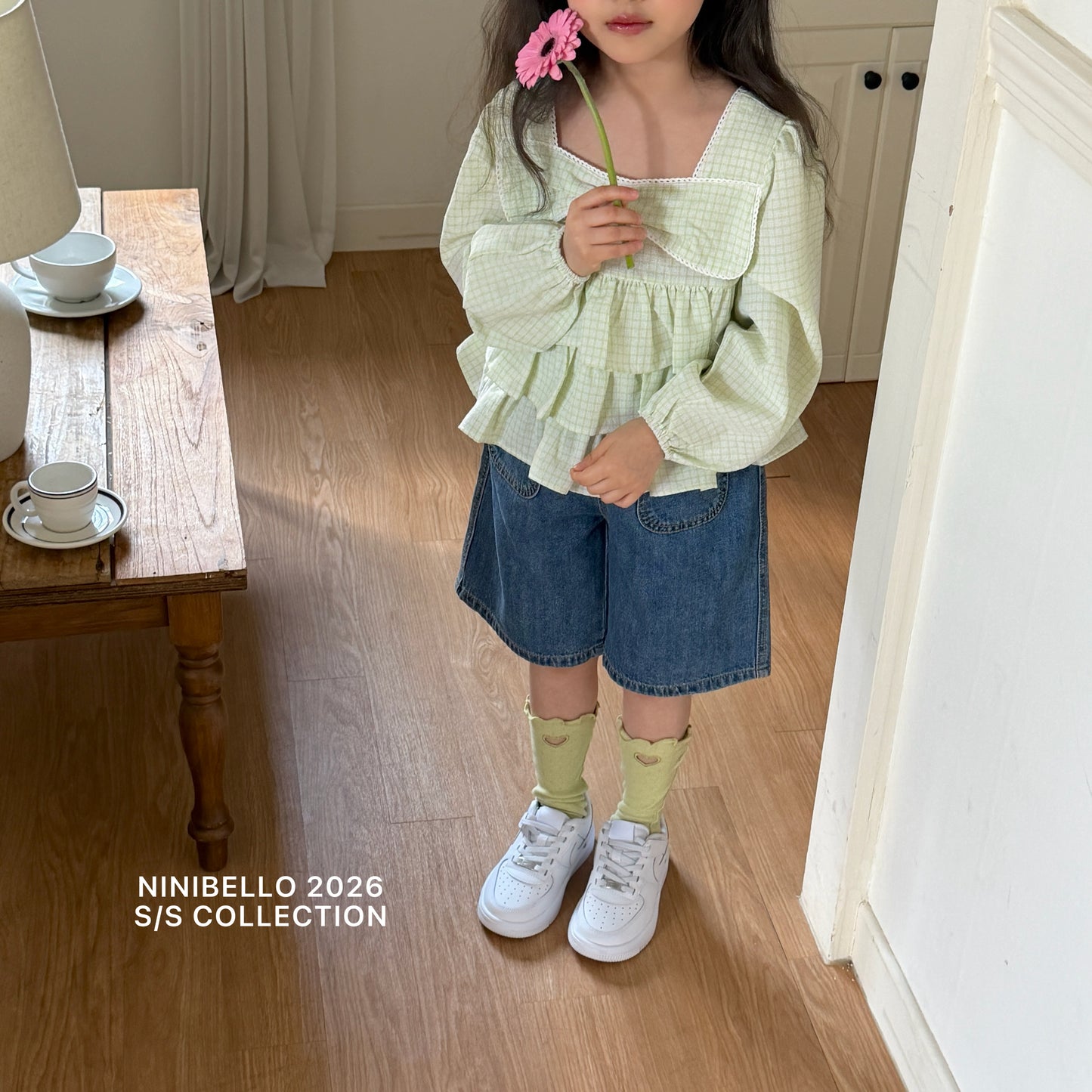 [PRE-ORDER] Eyelet Knee Socks