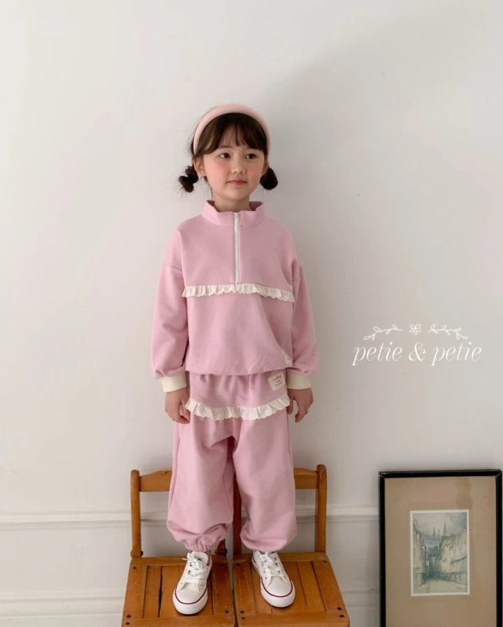 [PRE-ORDER] Vera Half Zip Sweatshirts