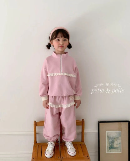 [PRE-ORDER] Vera Half Zip Sweatshirts