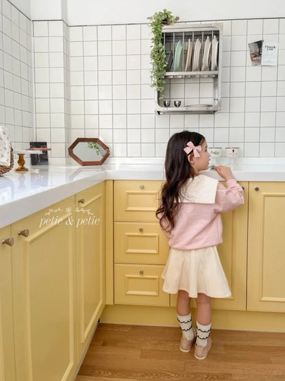 [PRE-ORDER] Ribbon Collar Sweatshirts