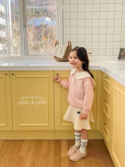 [PRE-ORDER] Ribbon Collar Sweatshirts