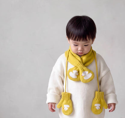 [PRE-ORDER] Duck Bucket Mittens & Muffler