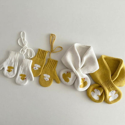 [PRE-ORDER] Duck Bucket Mittens & Muffler