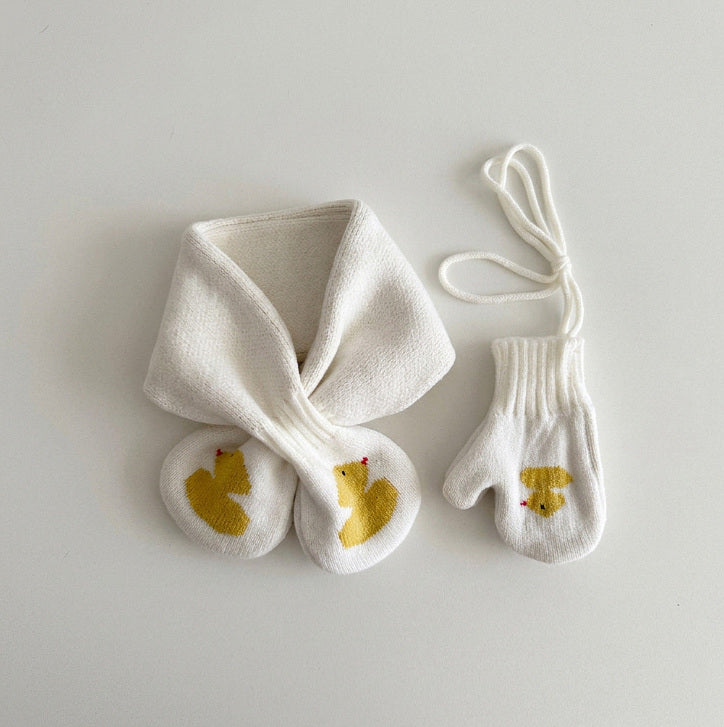 [PRE-ORDER] Duck Bucket Mittens & Muffler