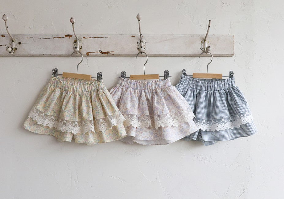 [PRE-ORDER] Easel Shorts