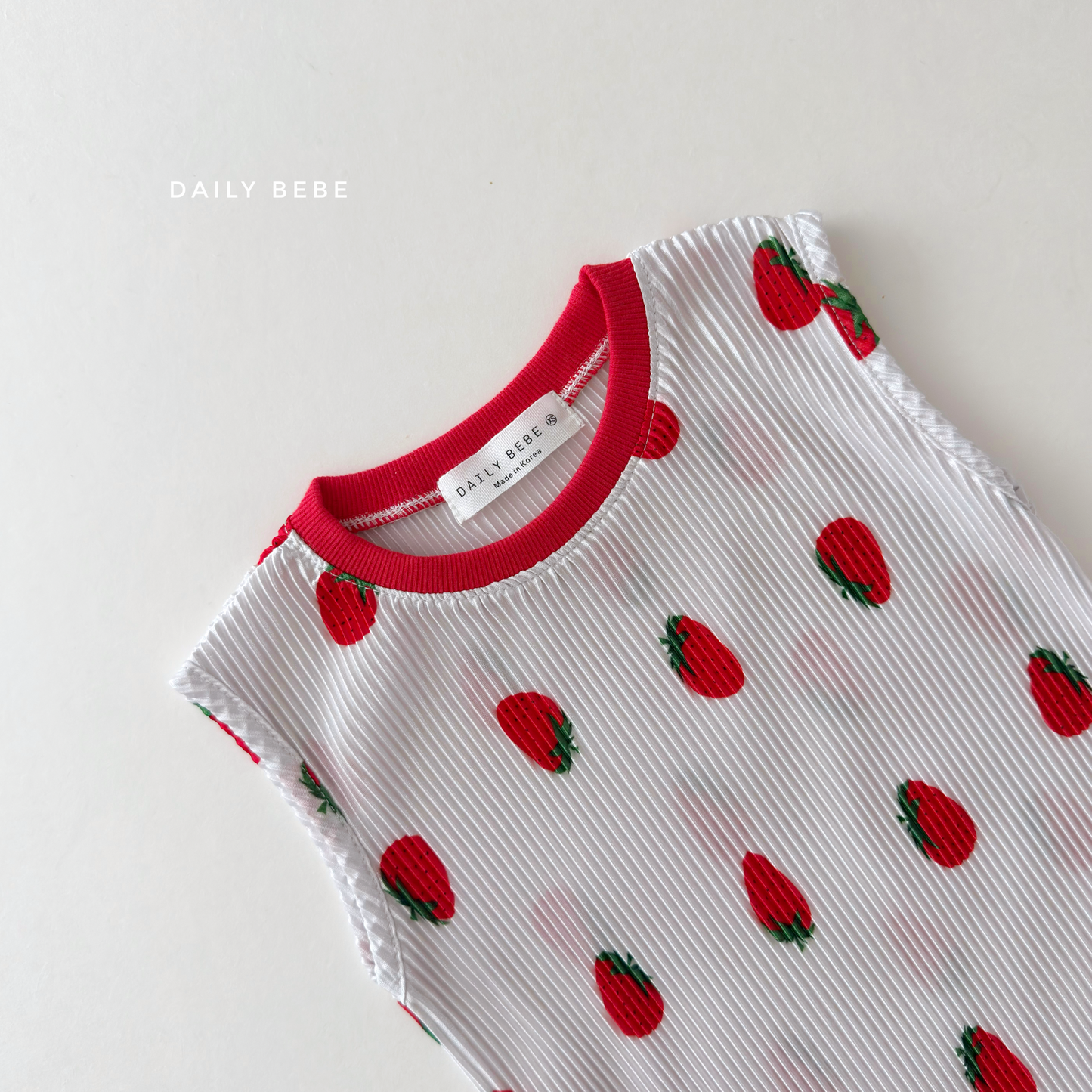 [PRE-ORDER] Color Block Pleats Top Bototm Set