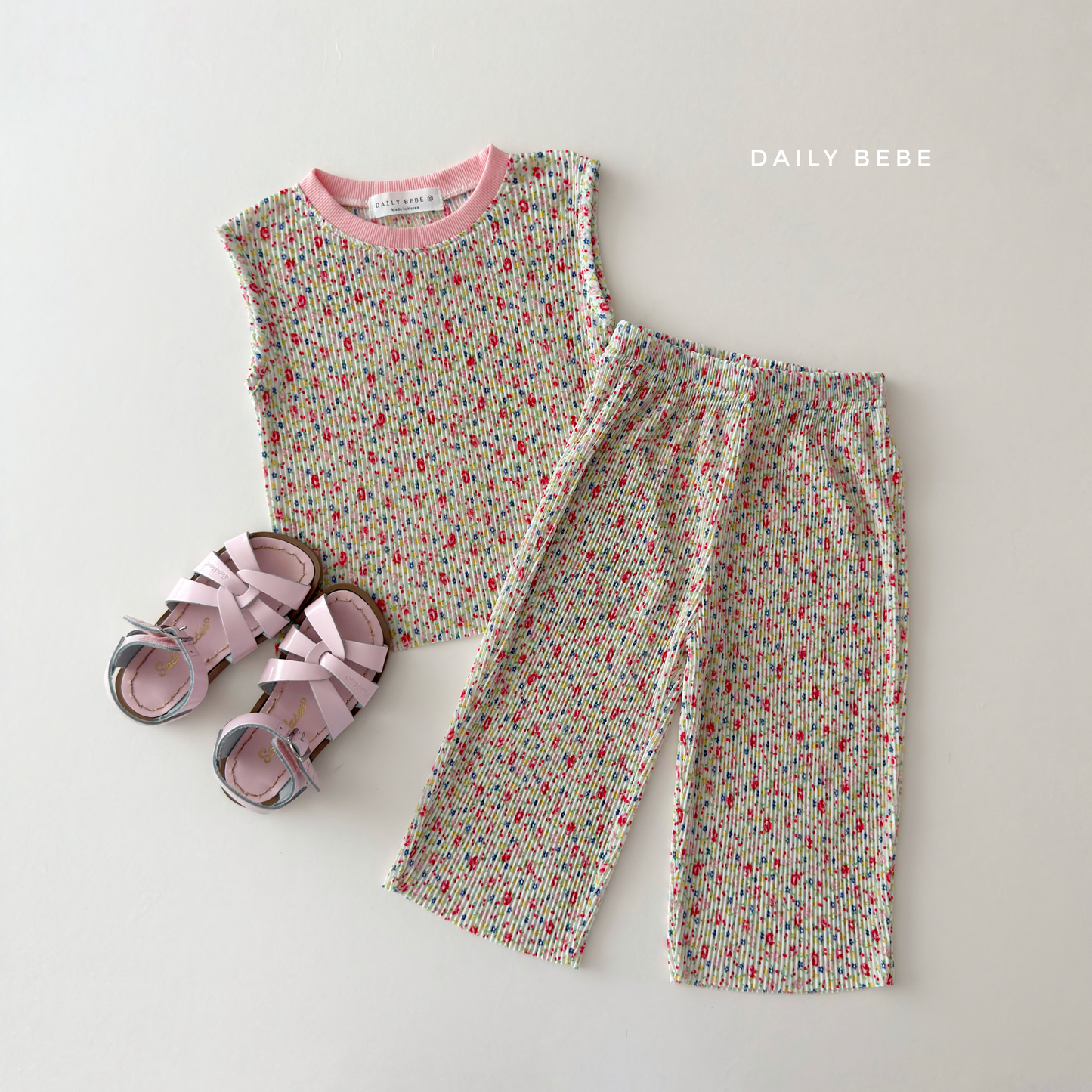 [PRE-ORDER] Color Block Pleats Top Bototm Set