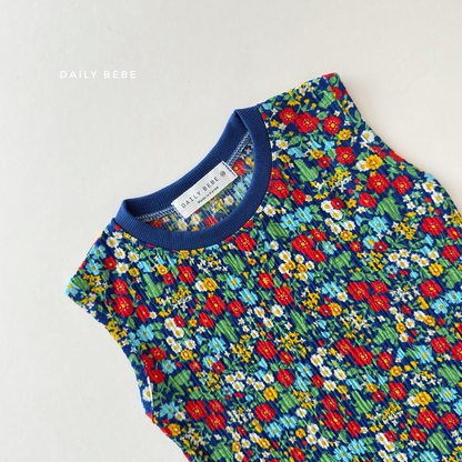 [PRE-ORDER] Color Block Pleats Top Bototm Set