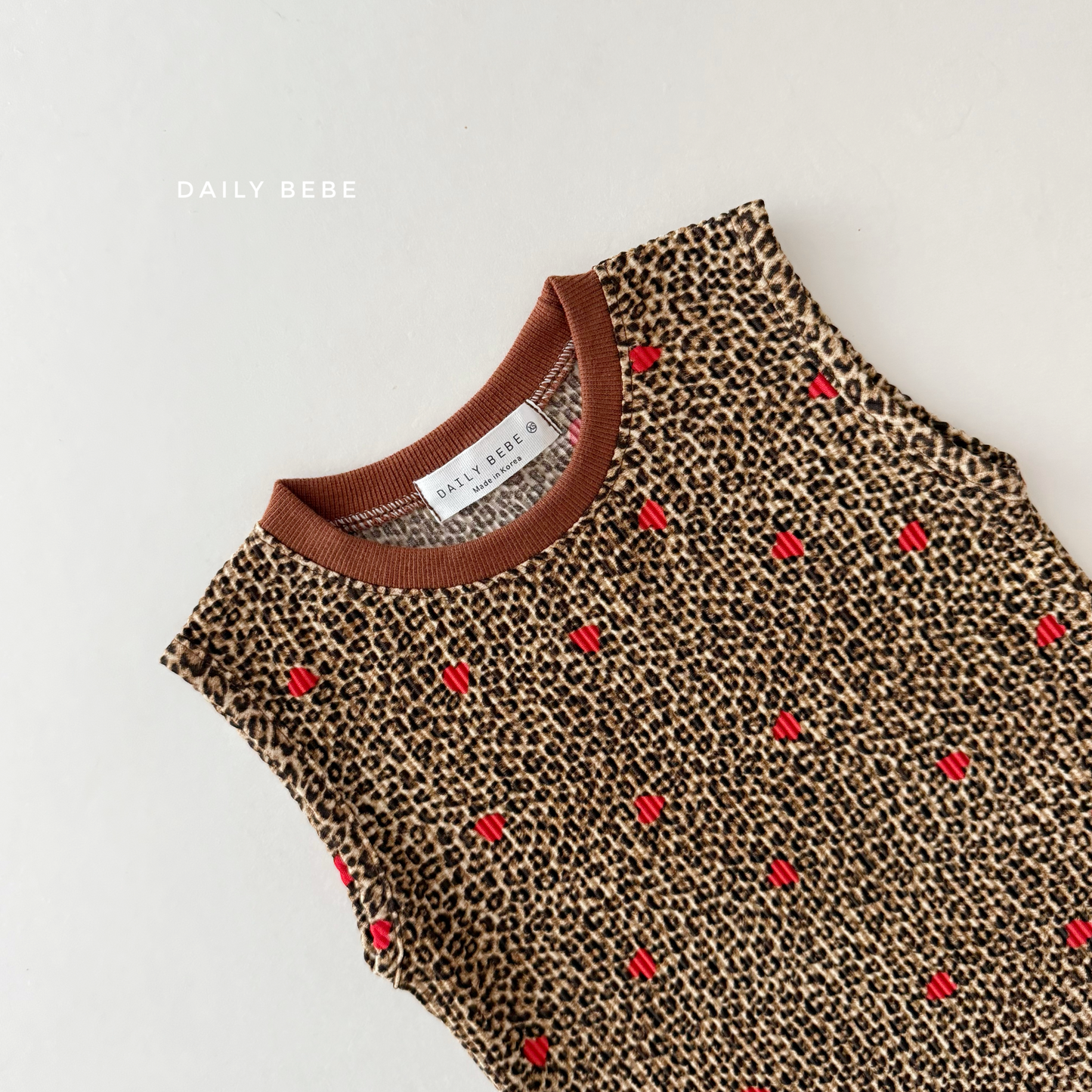 [PRE-ORDER] Color Block Pleats Top Bototm Set