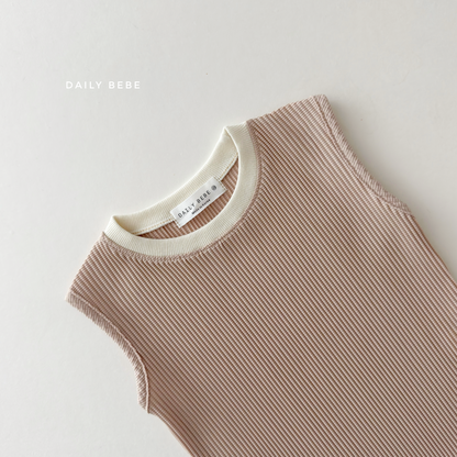 [PRE-ORDER] Color Block Pleats Top Bototm Set