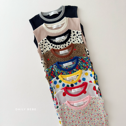 [PRE-ORDER] Color Block Pleats Top Bototm Set