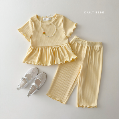 [PRE-ORDER] Frill Pleats Top Bottom Set