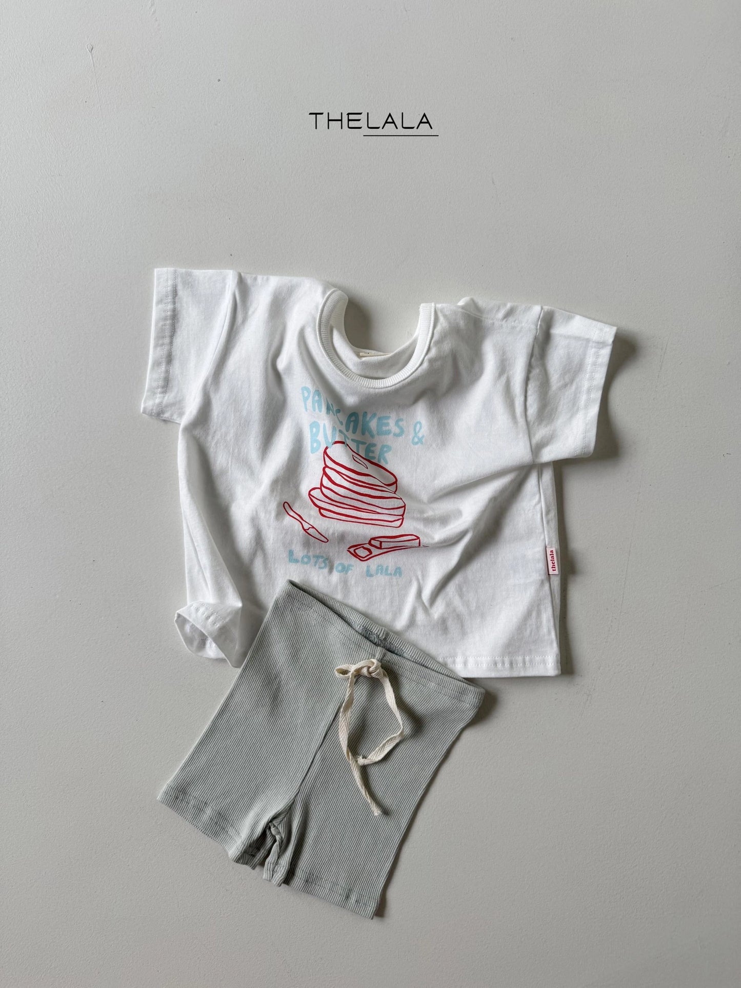 [PRE-ORDER] Pancake T-Shirts (Mom Couple)