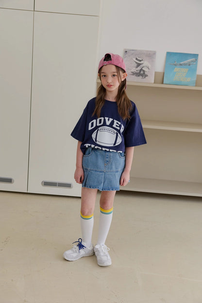 [PRE-ORDER] Football T-Shirts