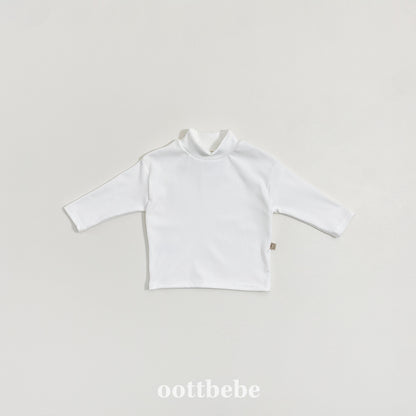 [PRE-ORDER] Classic Turtleneck T-Shirts