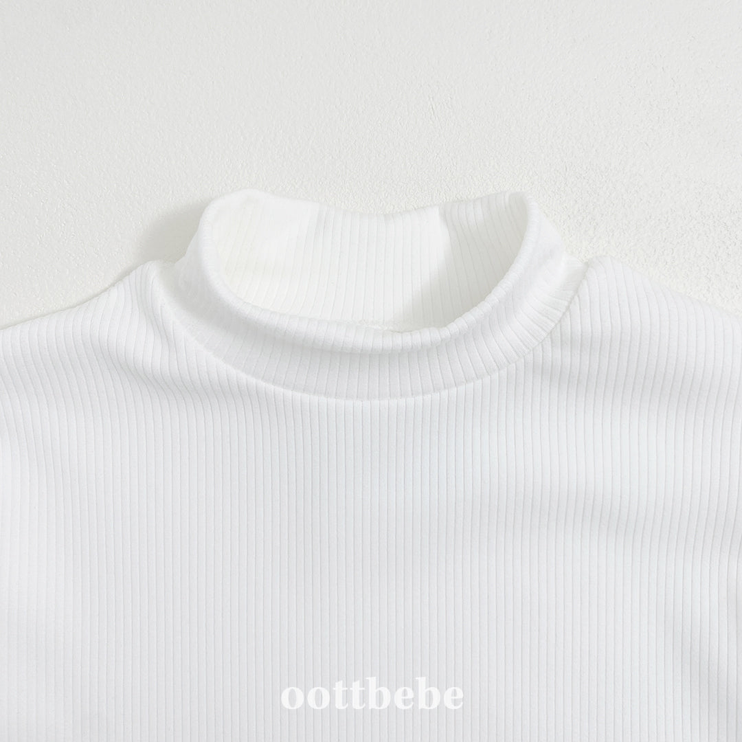 [PRE-ORDER] Classic Turtleneck T-Shirts