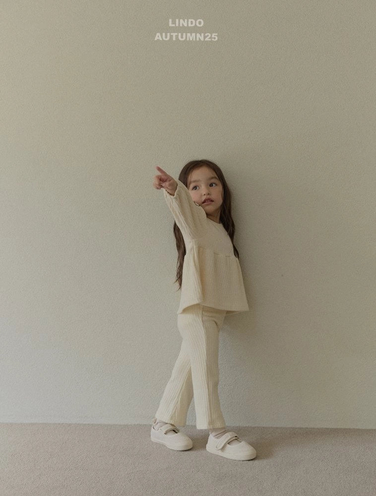 [PRE-ORDER] Lydia Knit Puff T-Shirts