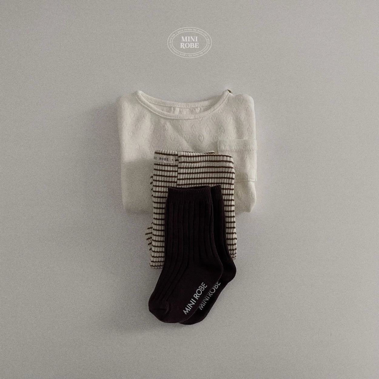 [PRE-ORDER] Retro Socks Set