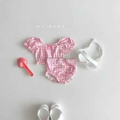[PRE-ORDER] Frill Bikini Top Bottom Hat Set