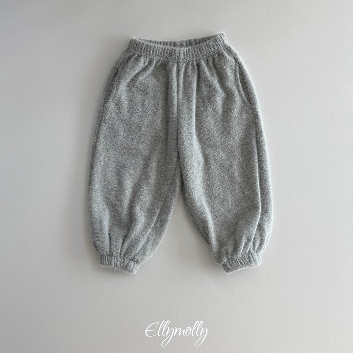 [PRE-ORDER] Snowflake Jogger