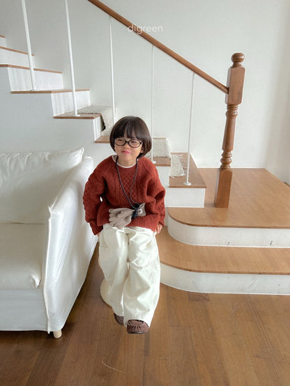 [PRE-ORDER] Twist Sweater Top