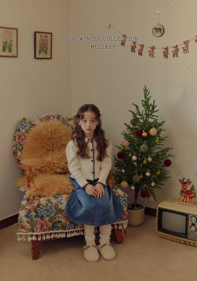 [PRE-ORDER] Mellow Ribbed Cardigan