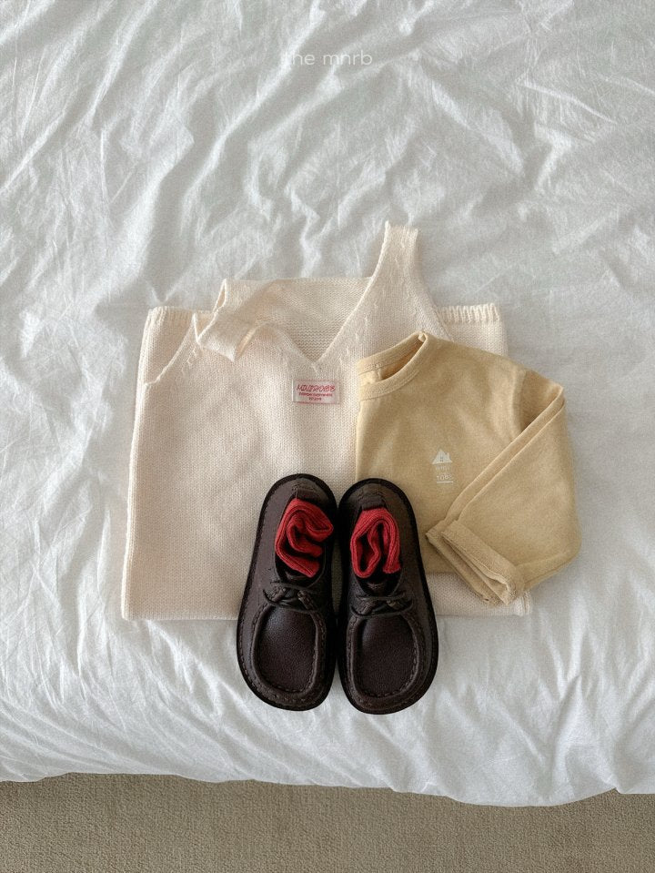 [PRE-ORDER] Robe House T-Shirts