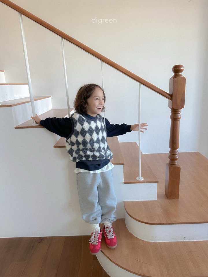 [PRE-ORDER] Argyle Vest