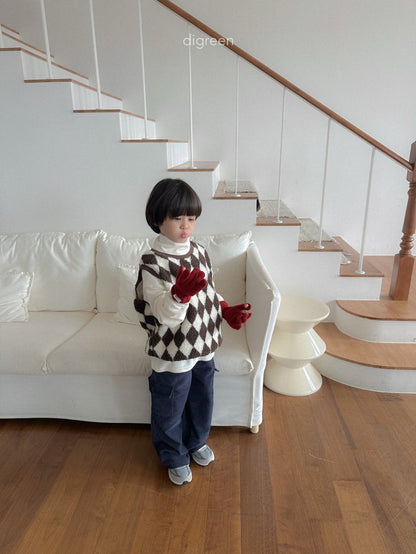 [PRE-ORDER] Argyle Vest